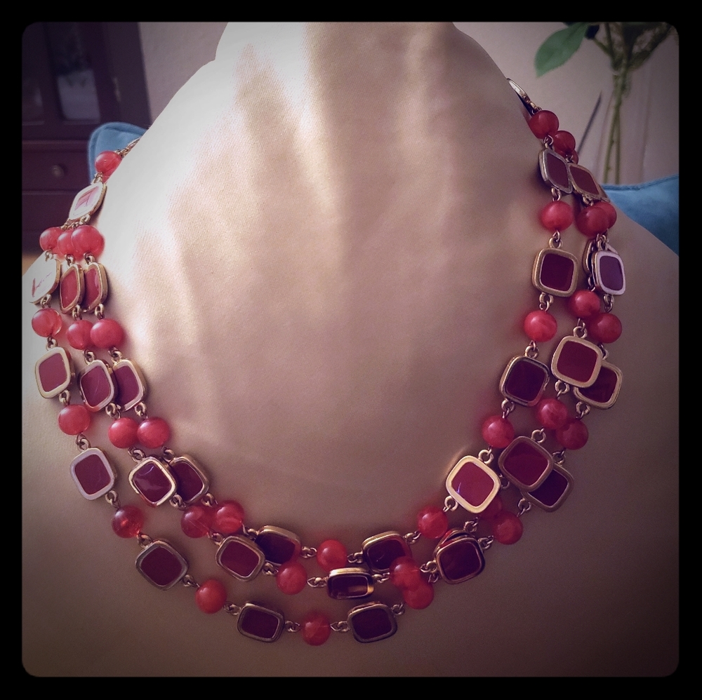Red necklace